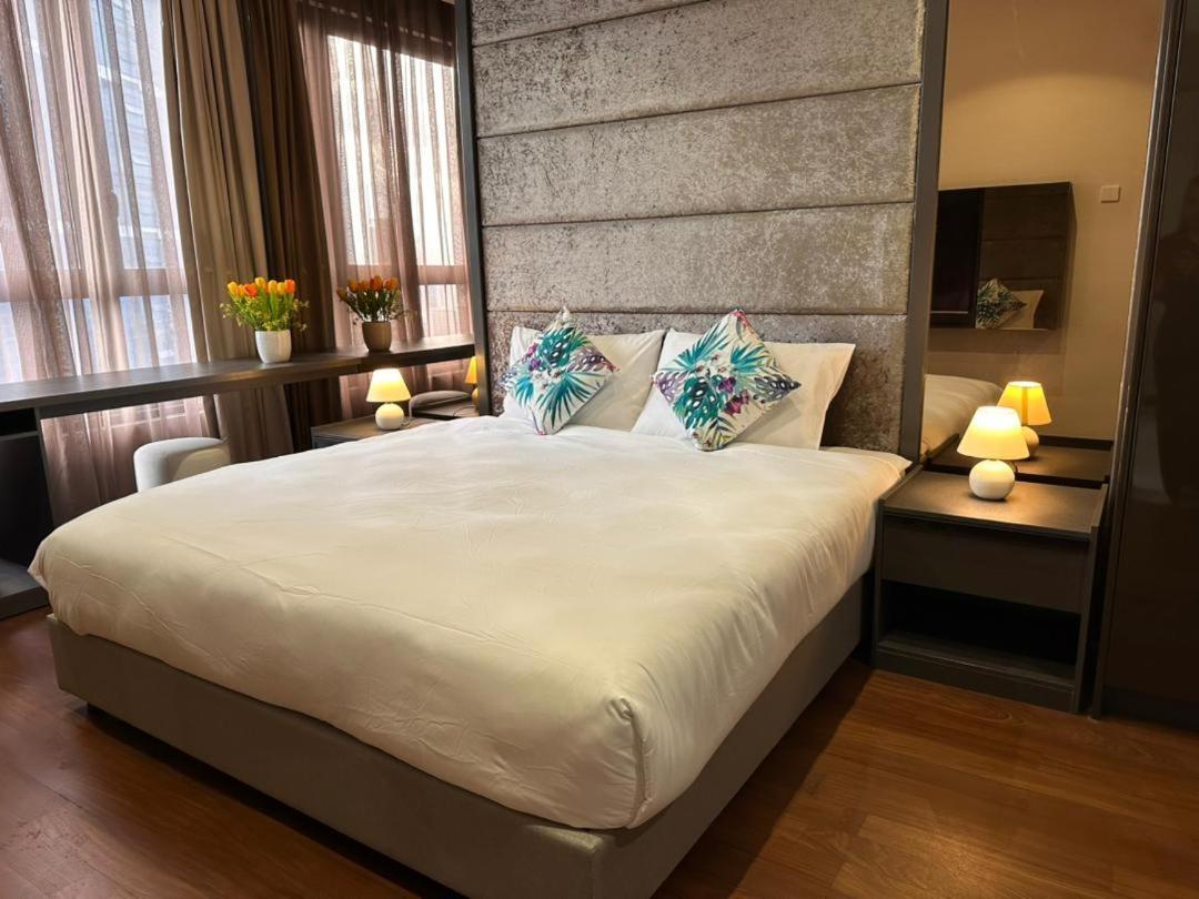8 Kia Peng Residences By Stayhere Куала Лумпур Екстериор снимка